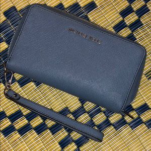 Micheal Kors Wallet